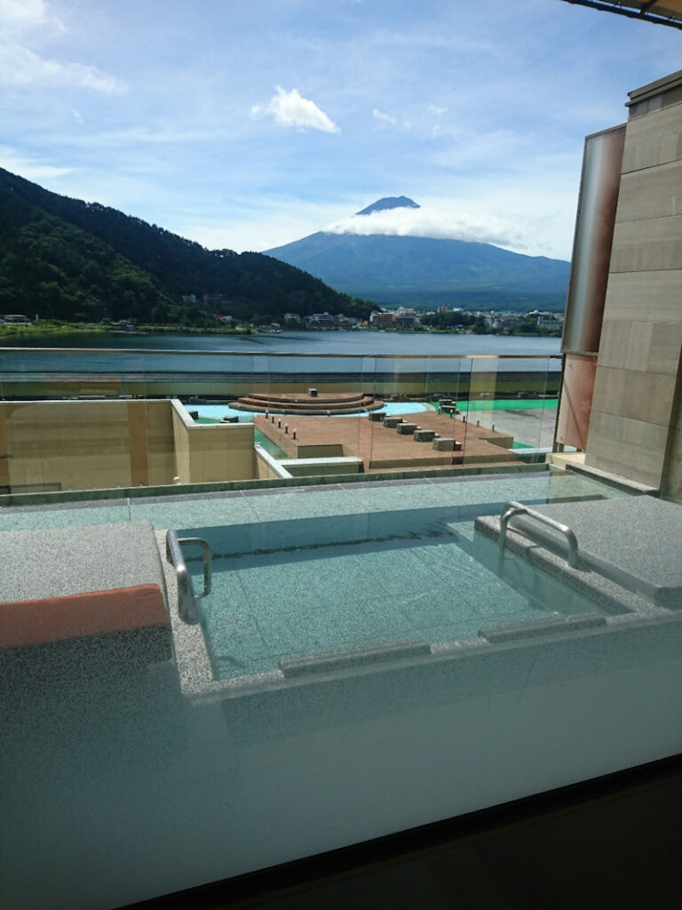 NOAH Uタイプ